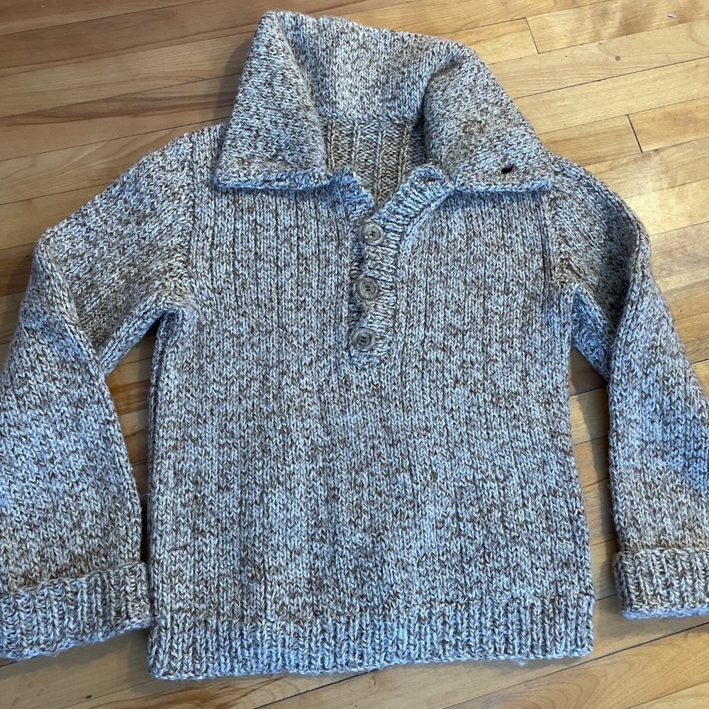 Vintage handknit collared wool sweater